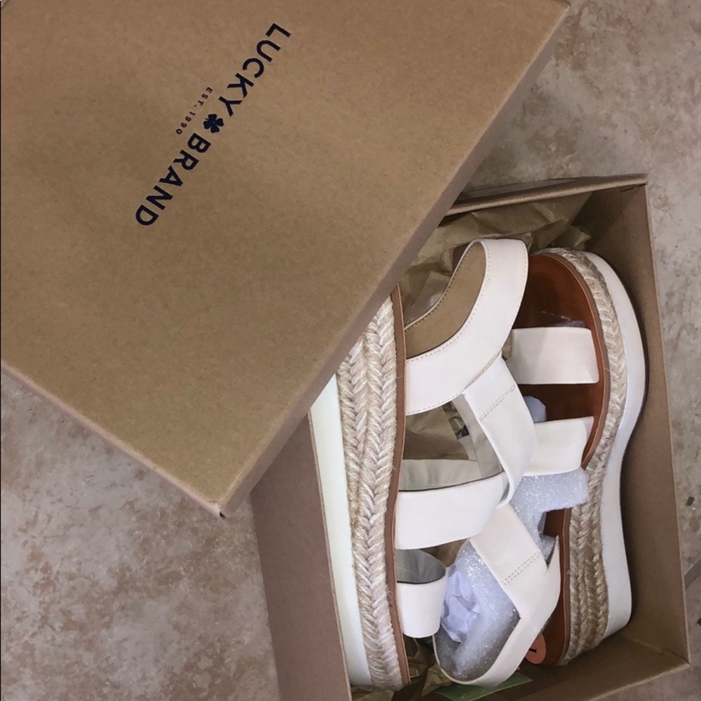 🍀 Luckybrand// Platform sandles